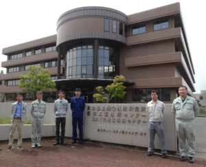 研究員集合写真