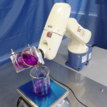 垂直多関節ロボットによる注水作業